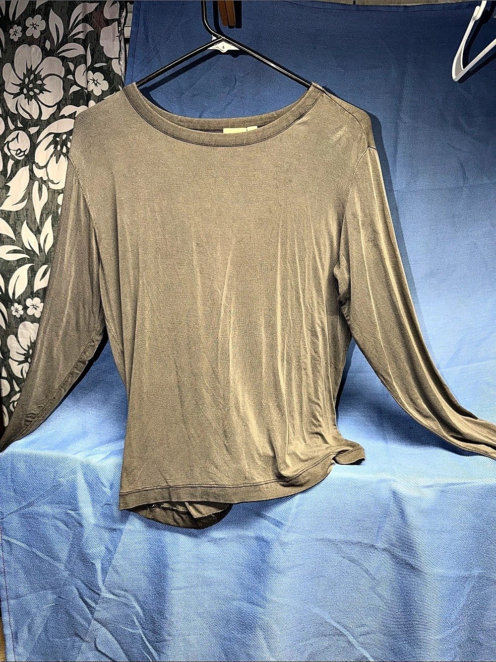 White Stag Long Sleeve Top in Gray